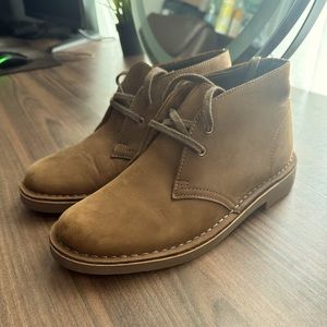 Women’s Clarks Desert Boots Size 7